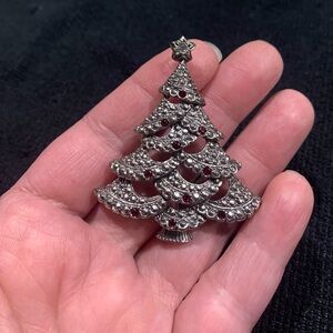 Sparkling Silver and Red Christmas Tree Brooch Avon Signed Vintage Marcasite